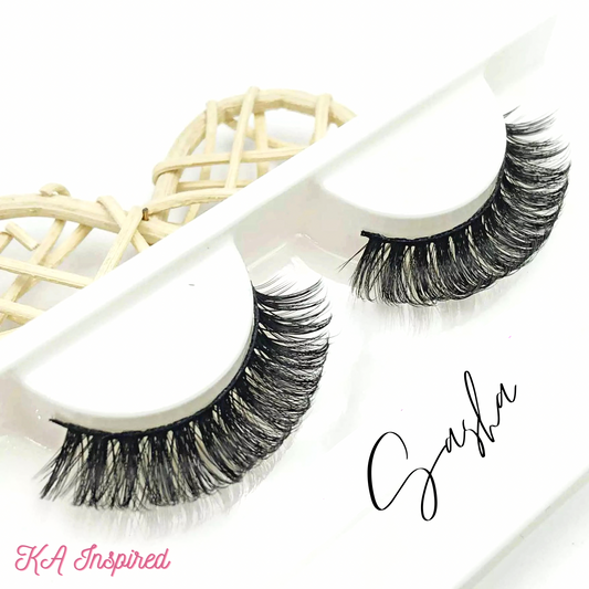 Pretty Girl Summer Lashes - Sasha