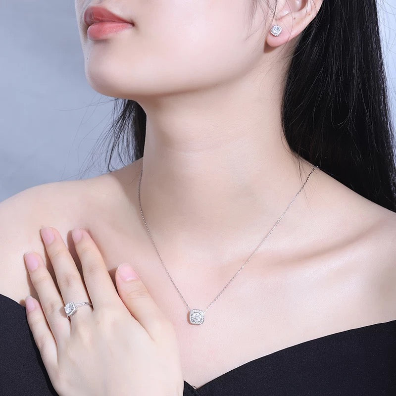Conjunto de collar y pendientes Bliss 925
