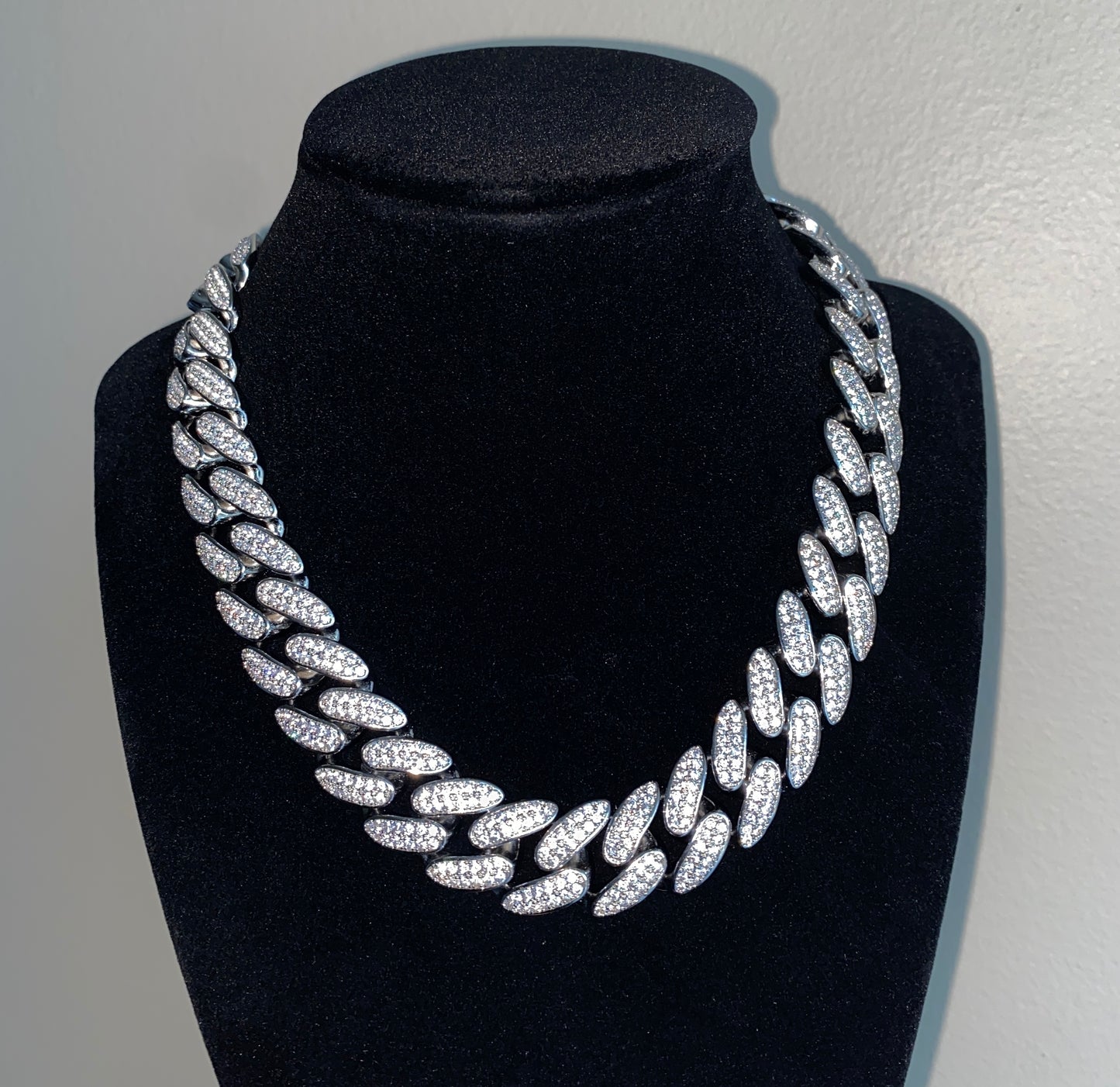 Rokelle 18mm Cuban Link Choker